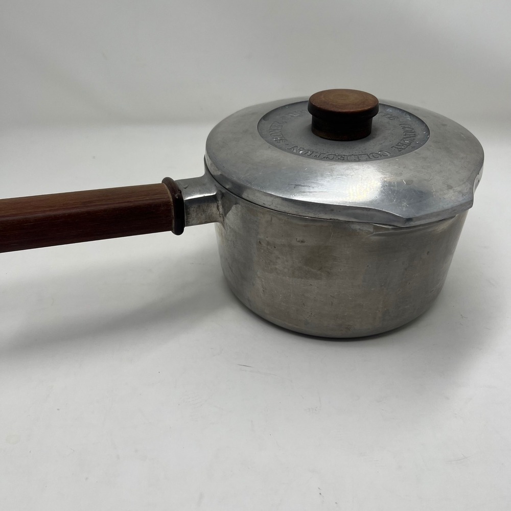 Vtg Magnalite Country Collection GHC 2 Qt Saucepan with Lid Wood Handle USA
